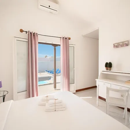 Villa Leonor By Interhome Puerto del Carmen (Lanzarote)